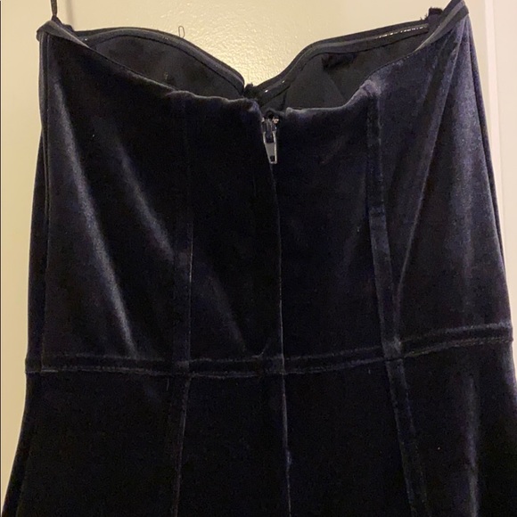 H&M Velvet Mini Dress - Picture 3 of 4